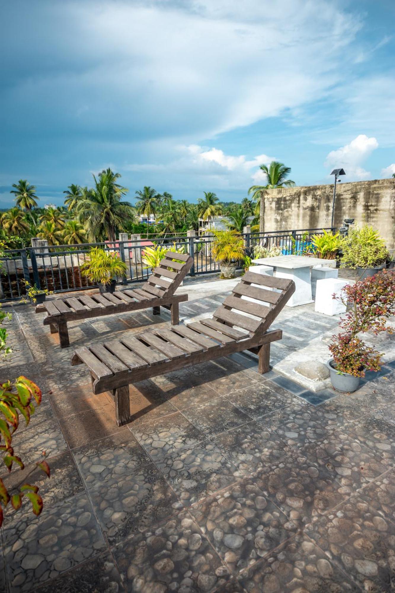 Maple Place Unawatuna Exterior photo